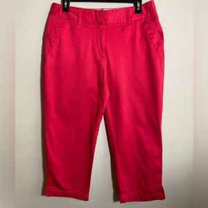 Women’s Covington magenta pink capris size 6